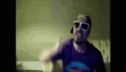 1748514398800.gif
