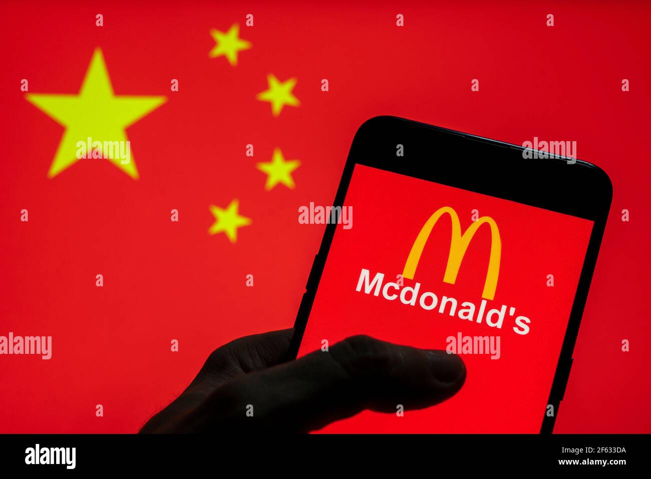 china-28th-mar-2021-in-this-photo-illustration-the-american-fast-food-hamburger-restaurant-cha...jpg