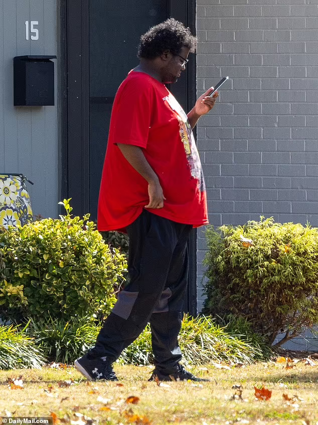 LamarcusSmall.png