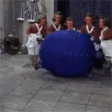 willy-wonka-blueberry.gif