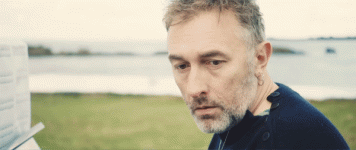 ezgif.com-gif-maker(16).gif