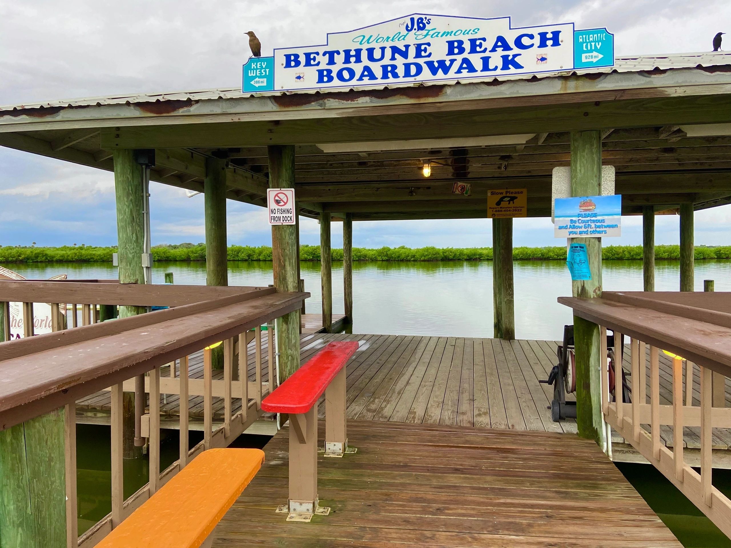 jbsfishcamp.com